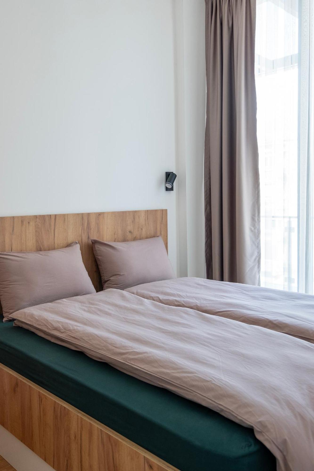 Home Art Apartments Skopje Esterno foto