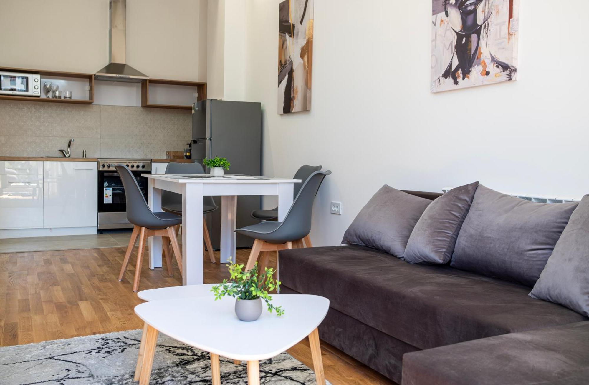 Home Art Apartments Skopje Esterno foto